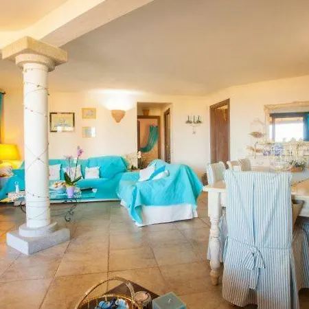 Chalet Pittulongu Chalet Sleeps 4 Olbia